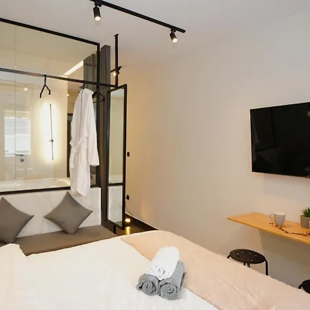 Luxury With Jacuzzi By Sea&thecity *