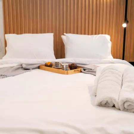 Apartment Luxury With Jacuzzi By Sea&thecity