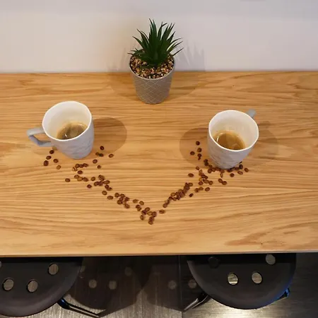 Luxury With Jacuzzi By Sea&thecity Apartment *