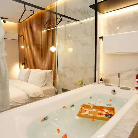 Luxury With Jacuzzi By Sea&thecity Lejlighed *