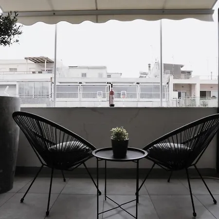 Luxury With Jacuzzi By Sea&thecity Apartment