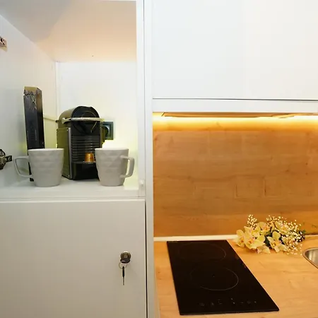 Apartment Luxury With Jacuzzi By Sea&thecity