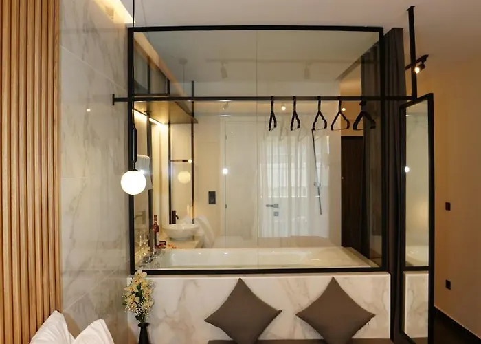 Luxury With Jacuzzi By Sea&thecity * Thessalonique