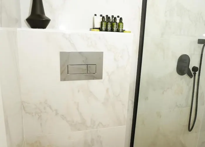 Luxury With Jacuzzi By Sea&thecity Appartement Thessalonique
