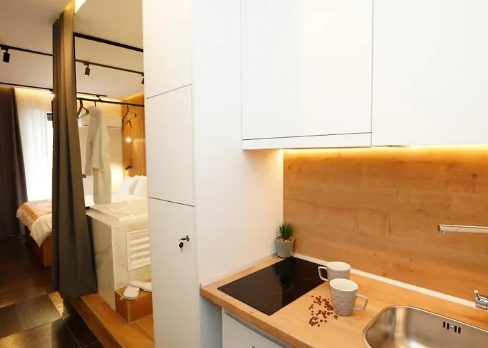 Luxury With Jacuzzi By Sea&thecity Thessalonique