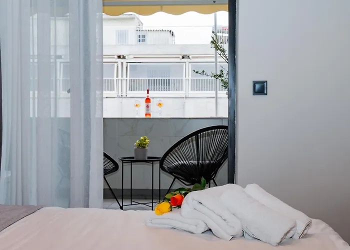Luxury With Jacuzzi By Sea&thecity