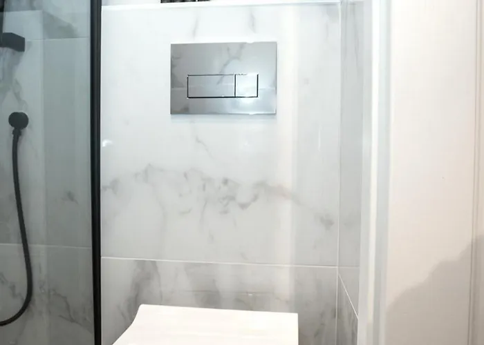 Luxury With Jacuzzi By Sea&thecity