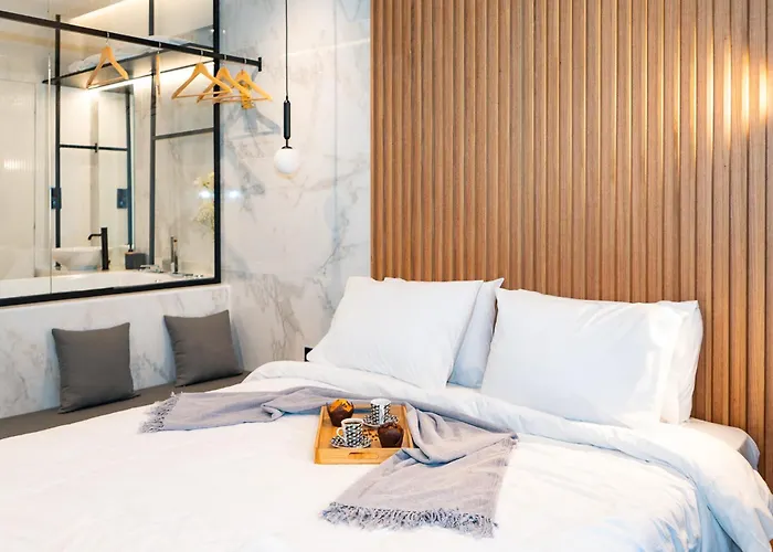 Luxury With Jacuzzi By Sea&thecity